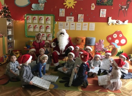 Powiększ obraz: Mikołaj w przedszkolu 2017